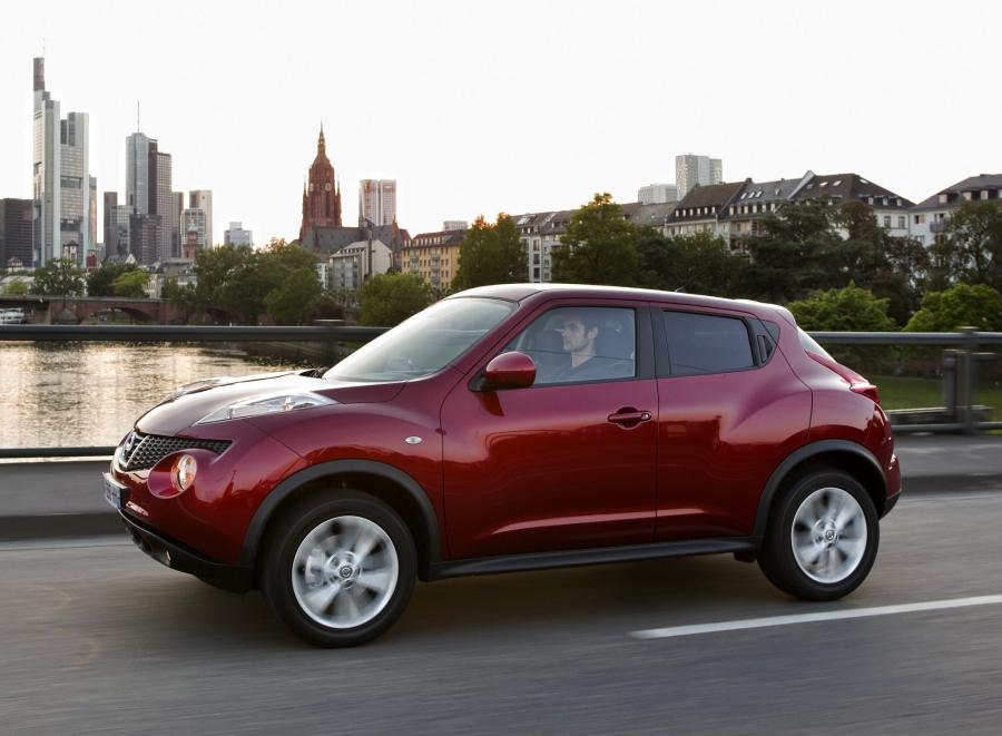  Nissan Juke 2010 года  (фото 15 из 174)